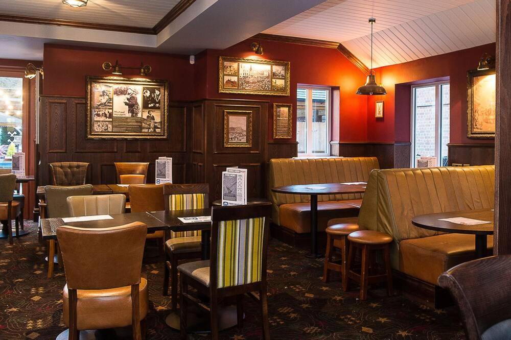 The Hatchet Wetherspoon Hotel 3*