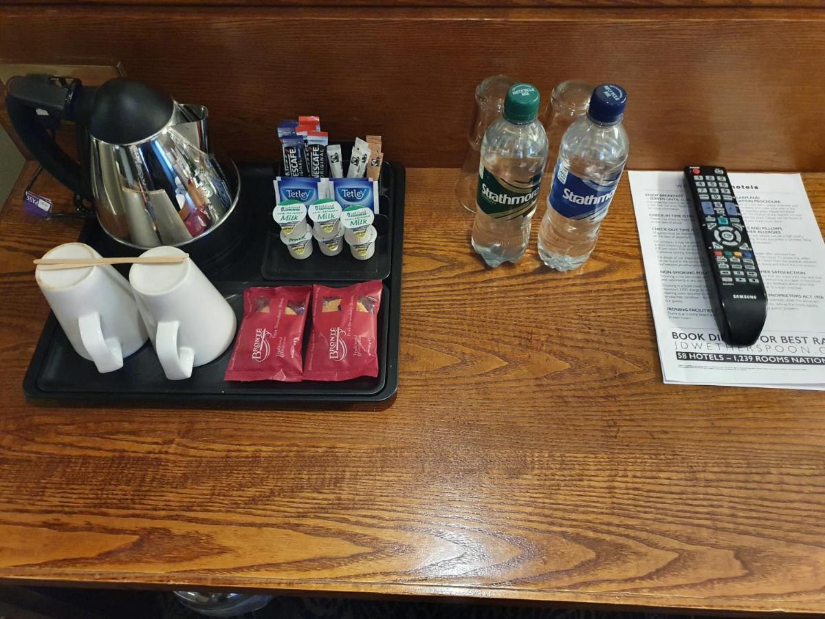 The Hatchet Wetherspoon 3* Newbury (Berkshire)